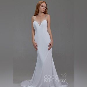 Cocomelody SimpleWhite Sleeveless Wedding Dress Size 12